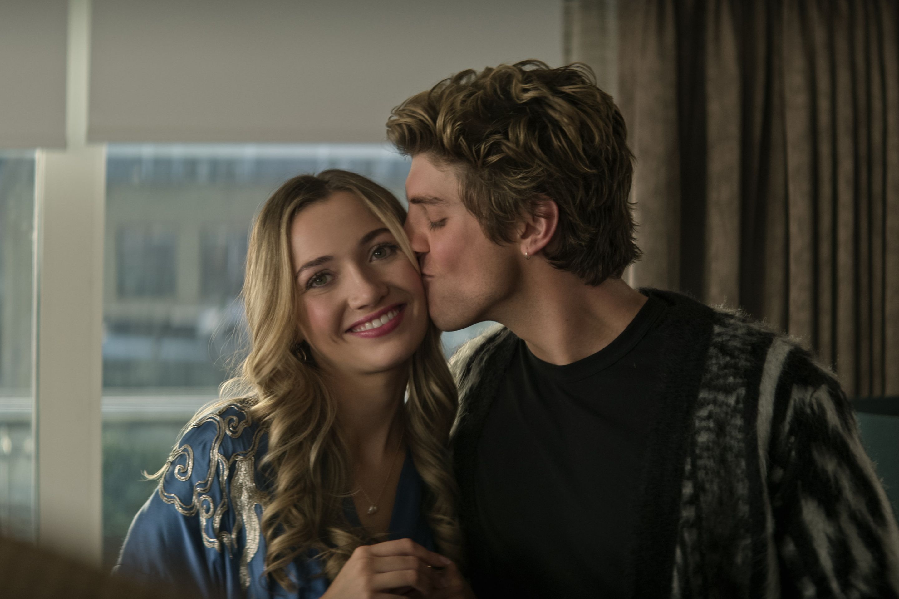 You's season 4 golden shower scenes more important than you think